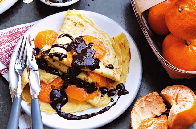 Chocolate, hazelnut and clementine crêpes