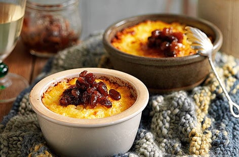 Image of "Mini rice puddings with clotted cream"