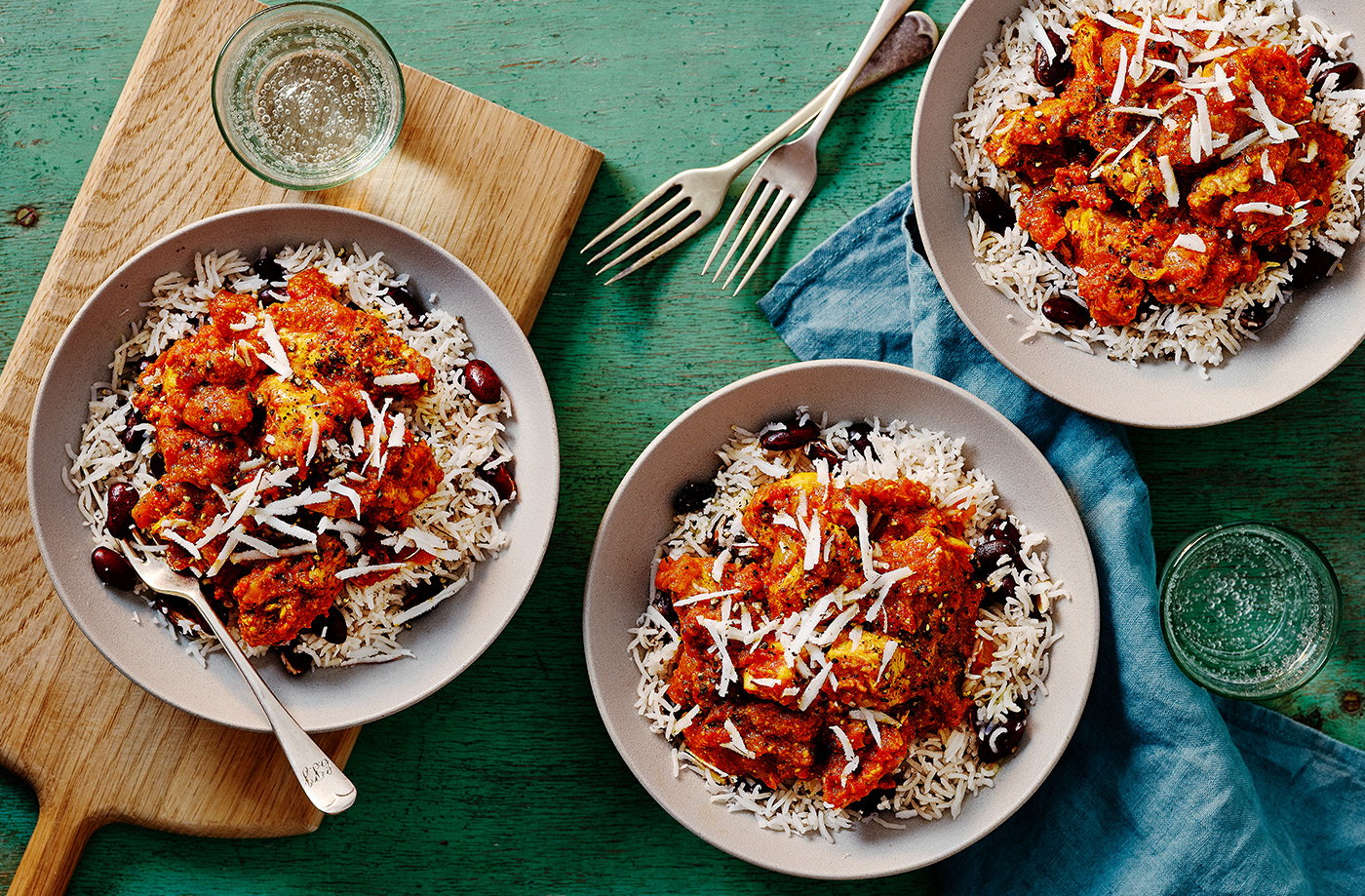 Mama’s chicken with rice and peas