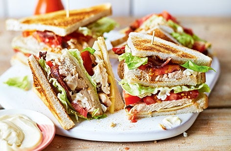 Image of "Classic chicken club sandwich"
