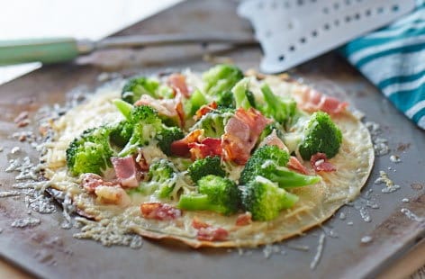 Image of "Broccoli and crispy pancetta crêpes"