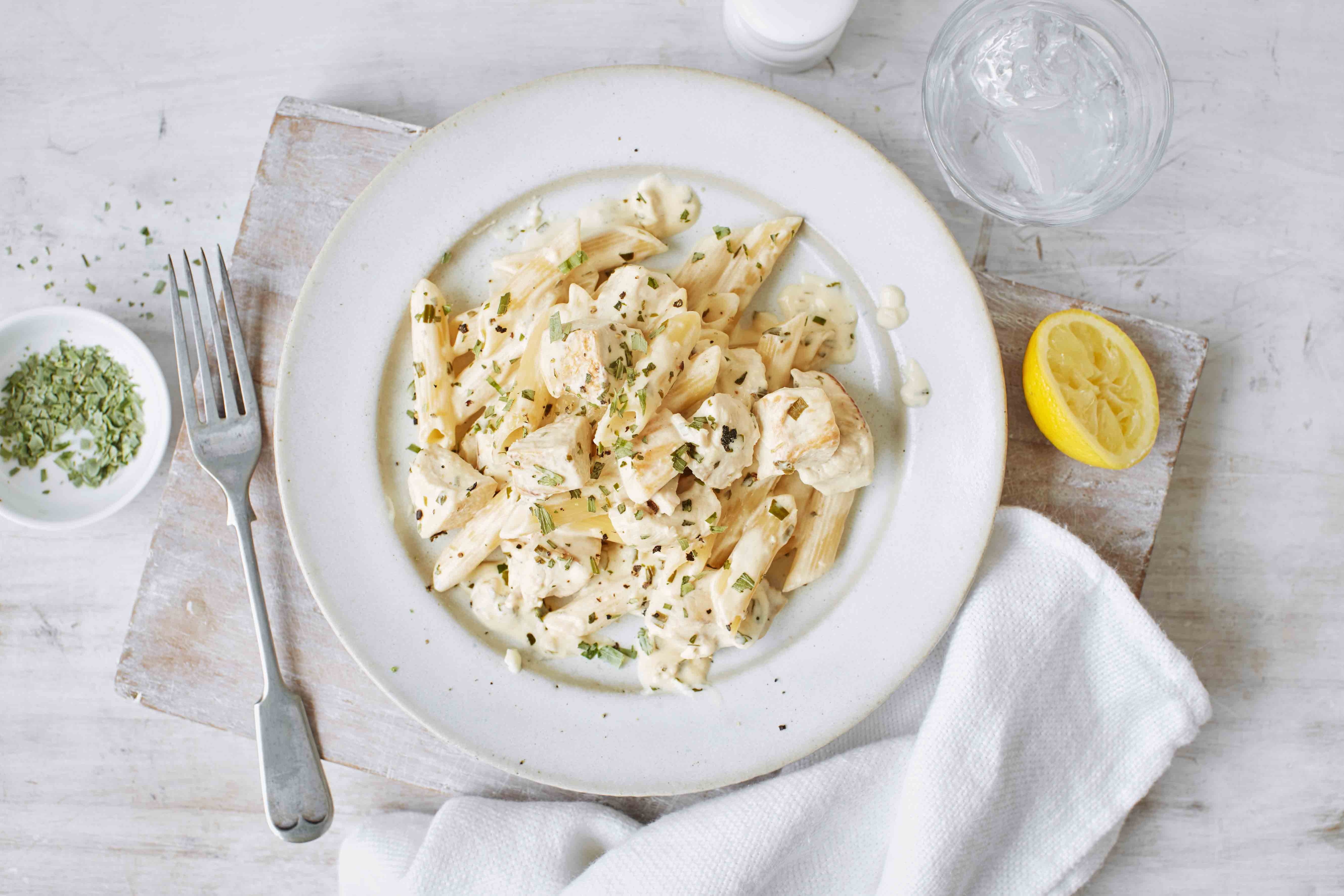 Chicken, crème fraîche and tarragon pasta