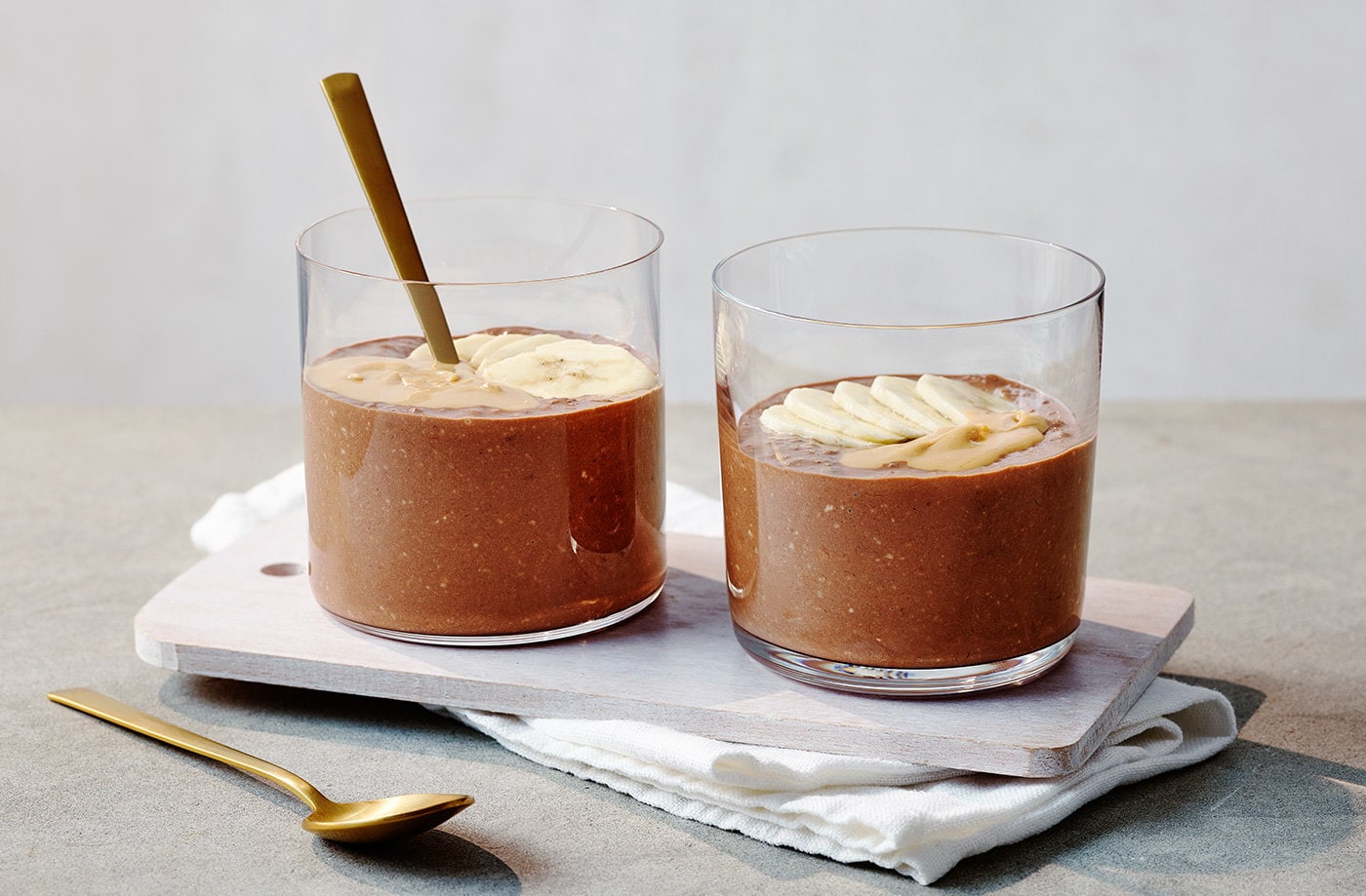 Chocolate and banana overnight oats