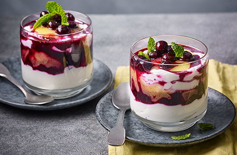 Image of "Blueberry and lemon fools"