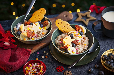 Gingerbread man porridge​