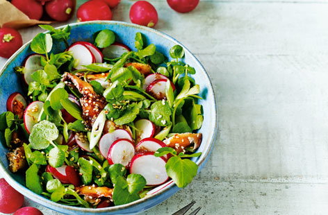 Image of "Radish and smoked mackerel salad"