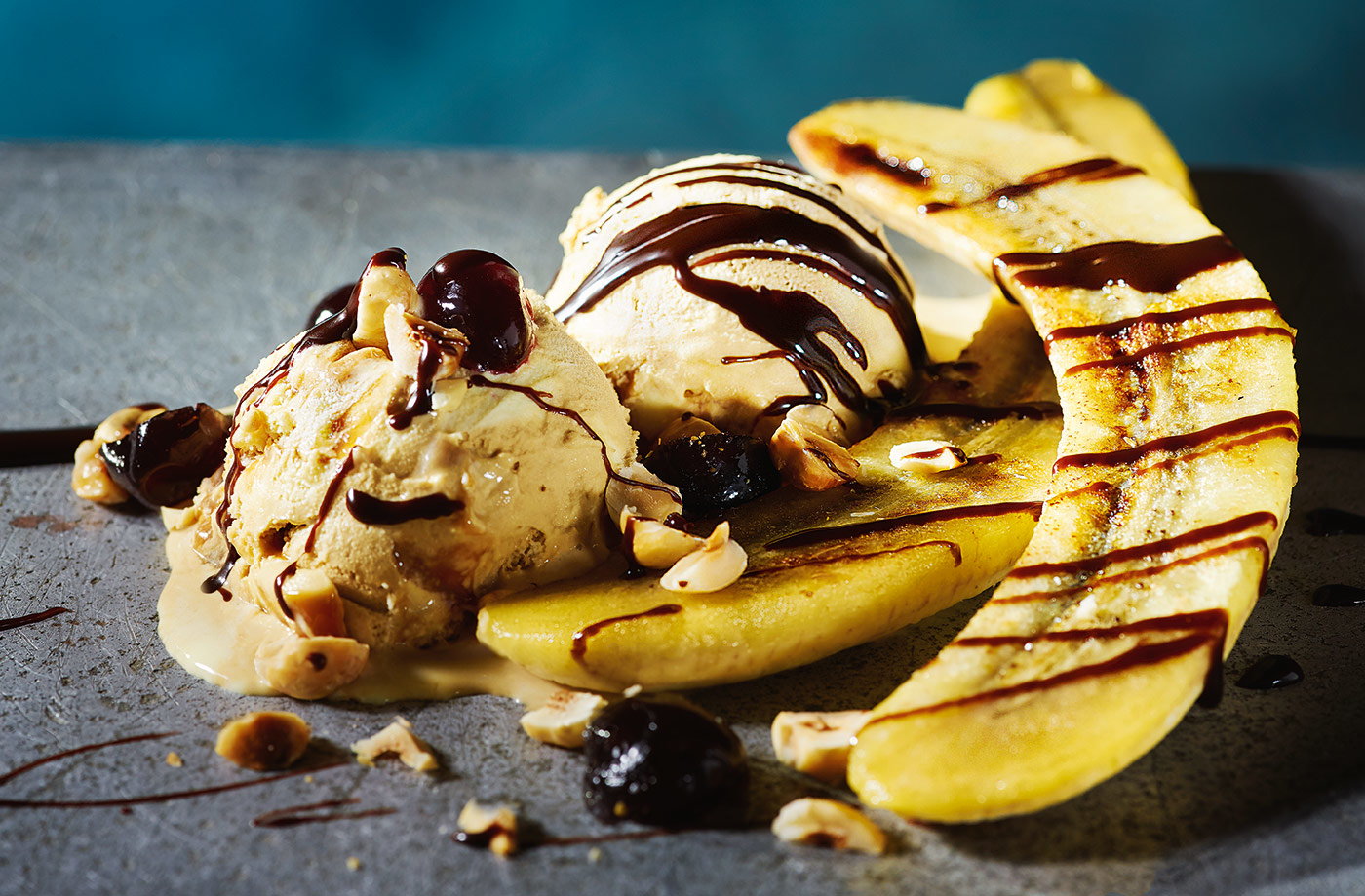 Brown butter and caramel banana splits