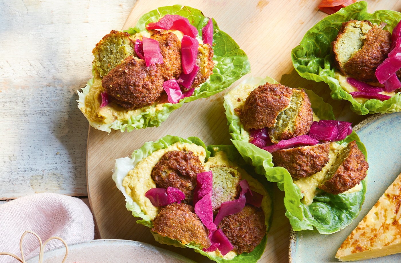 Falafel lettuce wraps