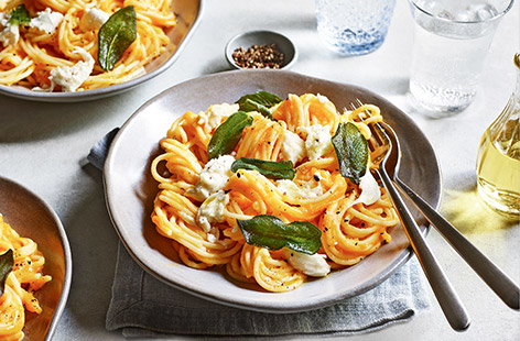 Image of "Squash, sage and mozzarella pasta"