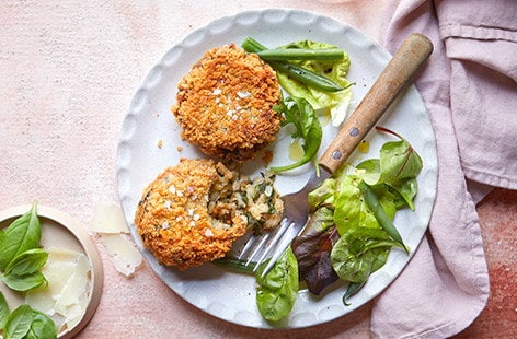 Image of "Cheesy pearl barley cakes"