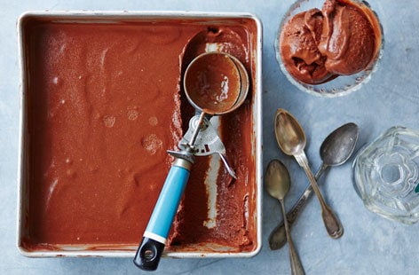Image of "Dairy and egg-free chocolate ice cream"