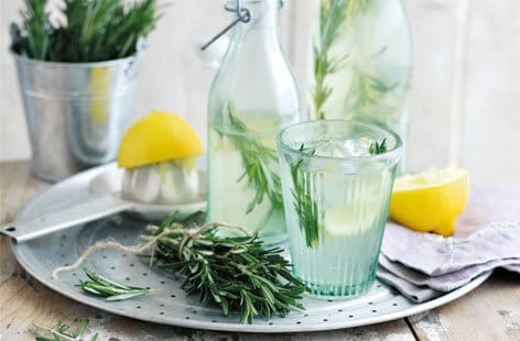 Image of "Rosemary-infused lemonade"