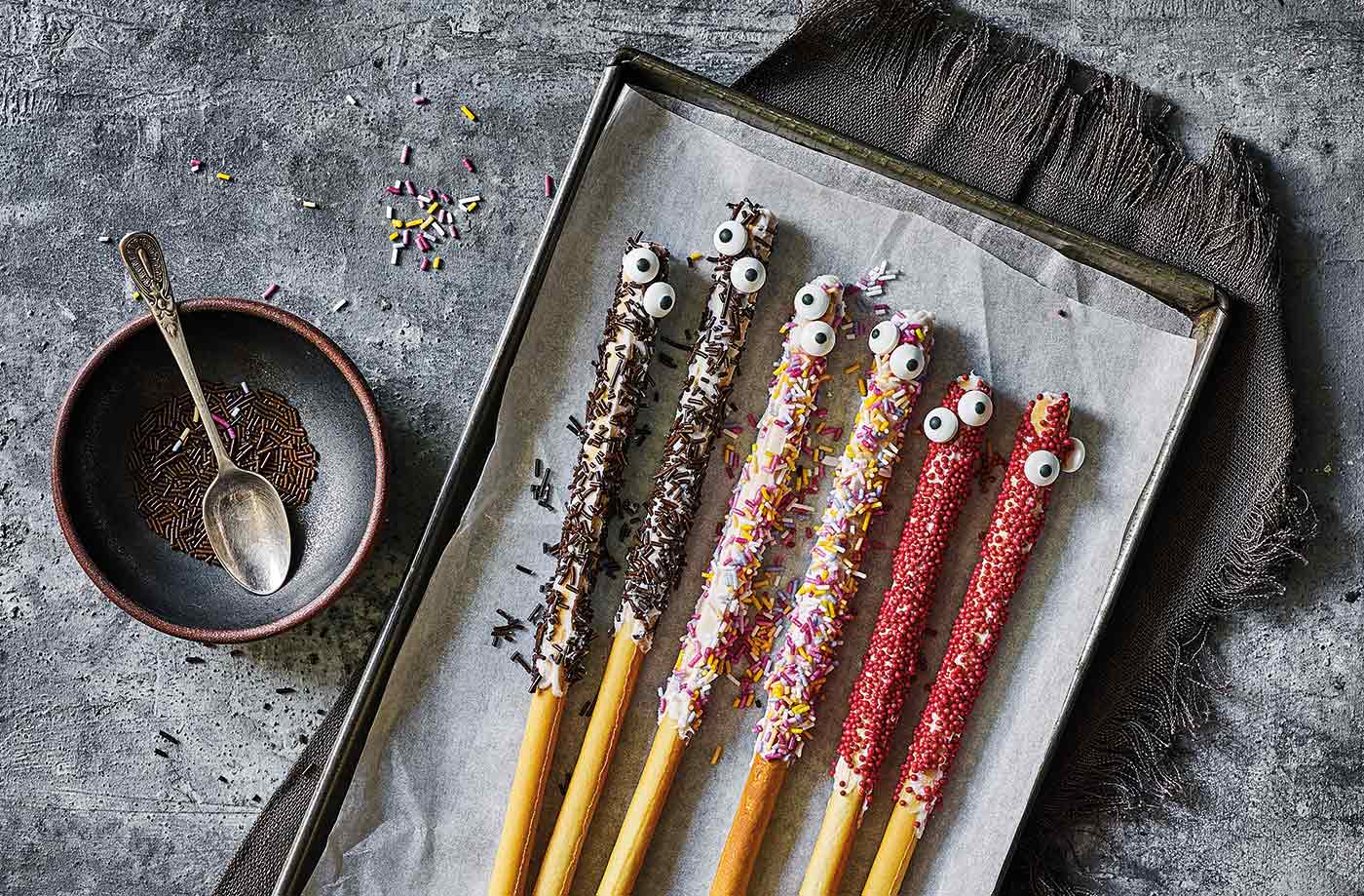 Monster breadsticks