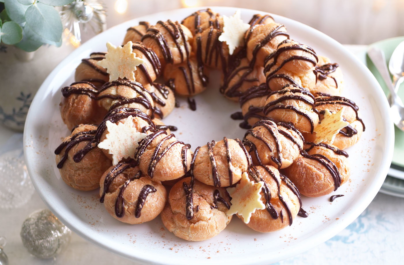 Choux bun wreath