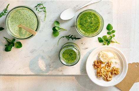 Image of "Salad leaf pesto"