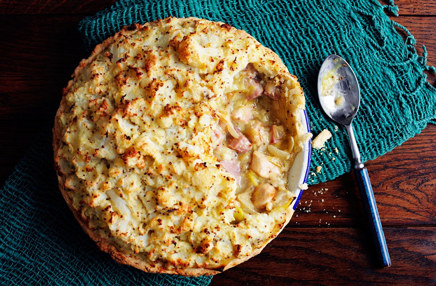 Gammon and turkey pie with cauliflower