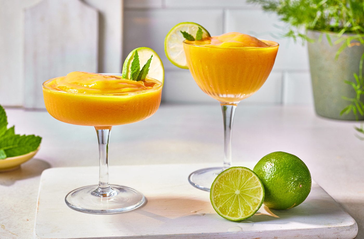 Mango daiquiri slushie