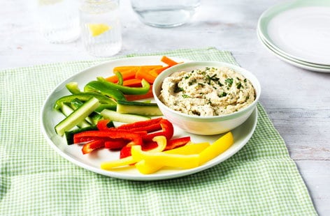 Image of "Garlic, lime and chickpea dip"