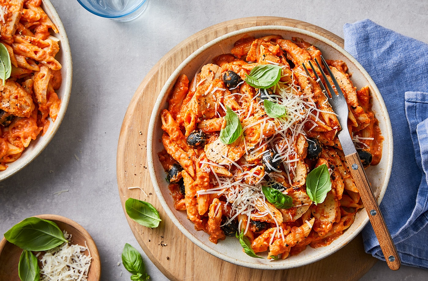 Creamy chicken arrabbiata pasta