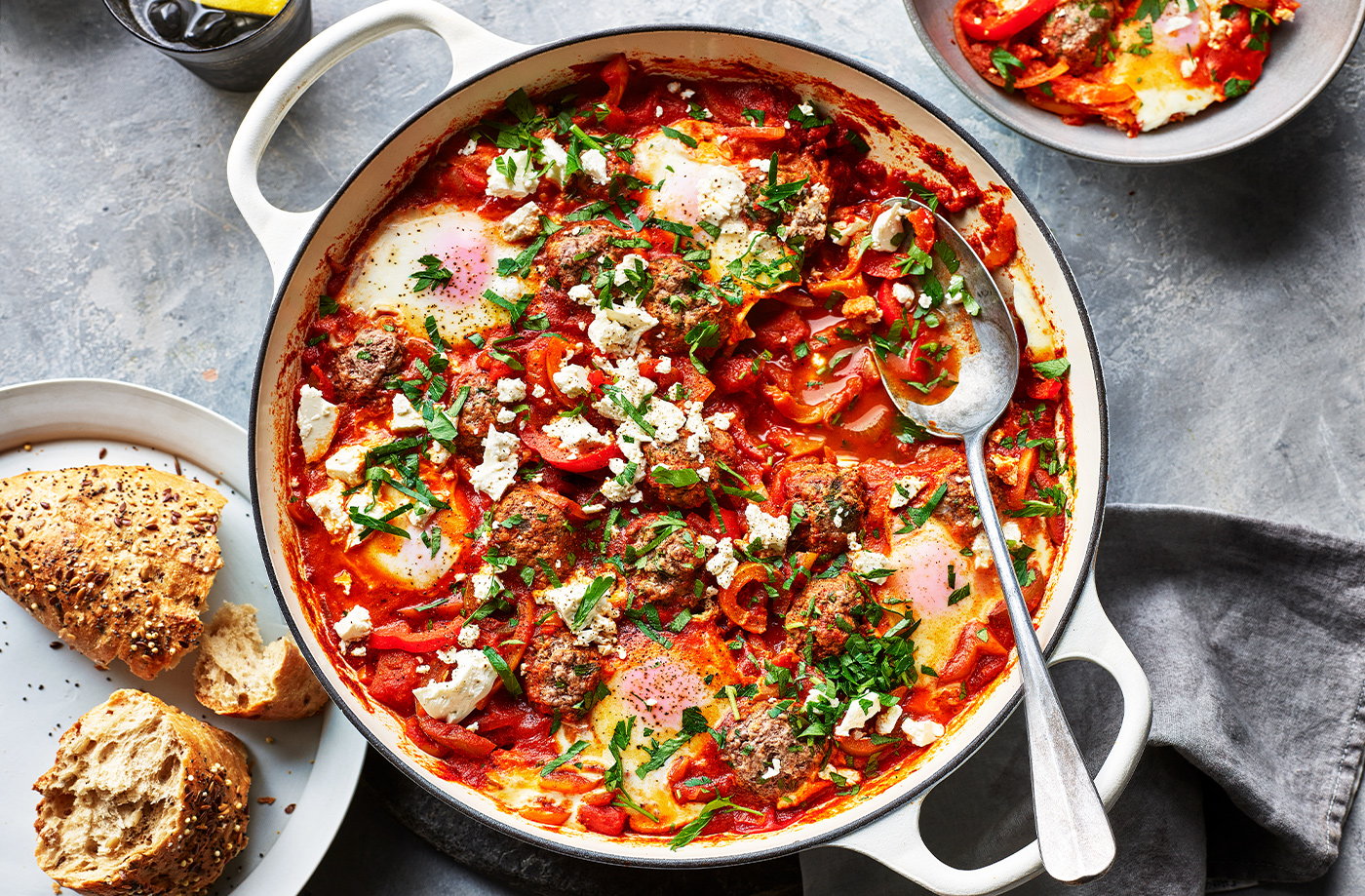 Meatball shakshuka