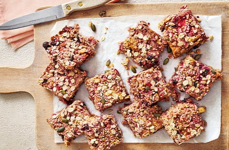 Image of "Peanut butter, oat and berry bites"
