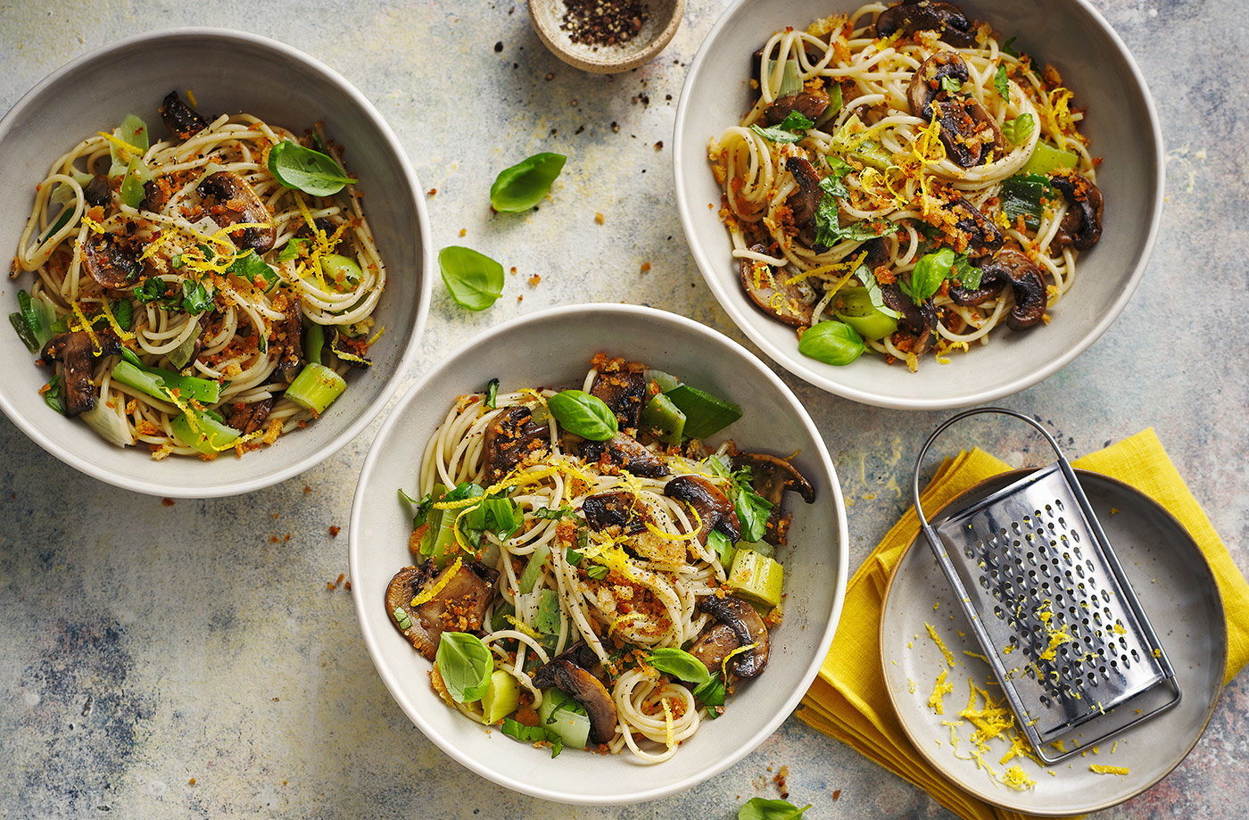 Mushroom and leek spaghetti