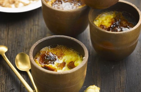 Image of "Apple crème brulées"