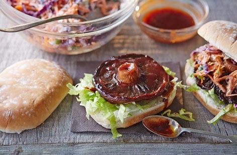 Image of "Smoky BBQ mushroom buns"