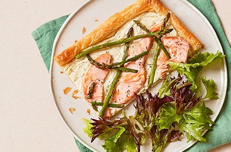 Image of "Creamy salmon and asparagus tart"