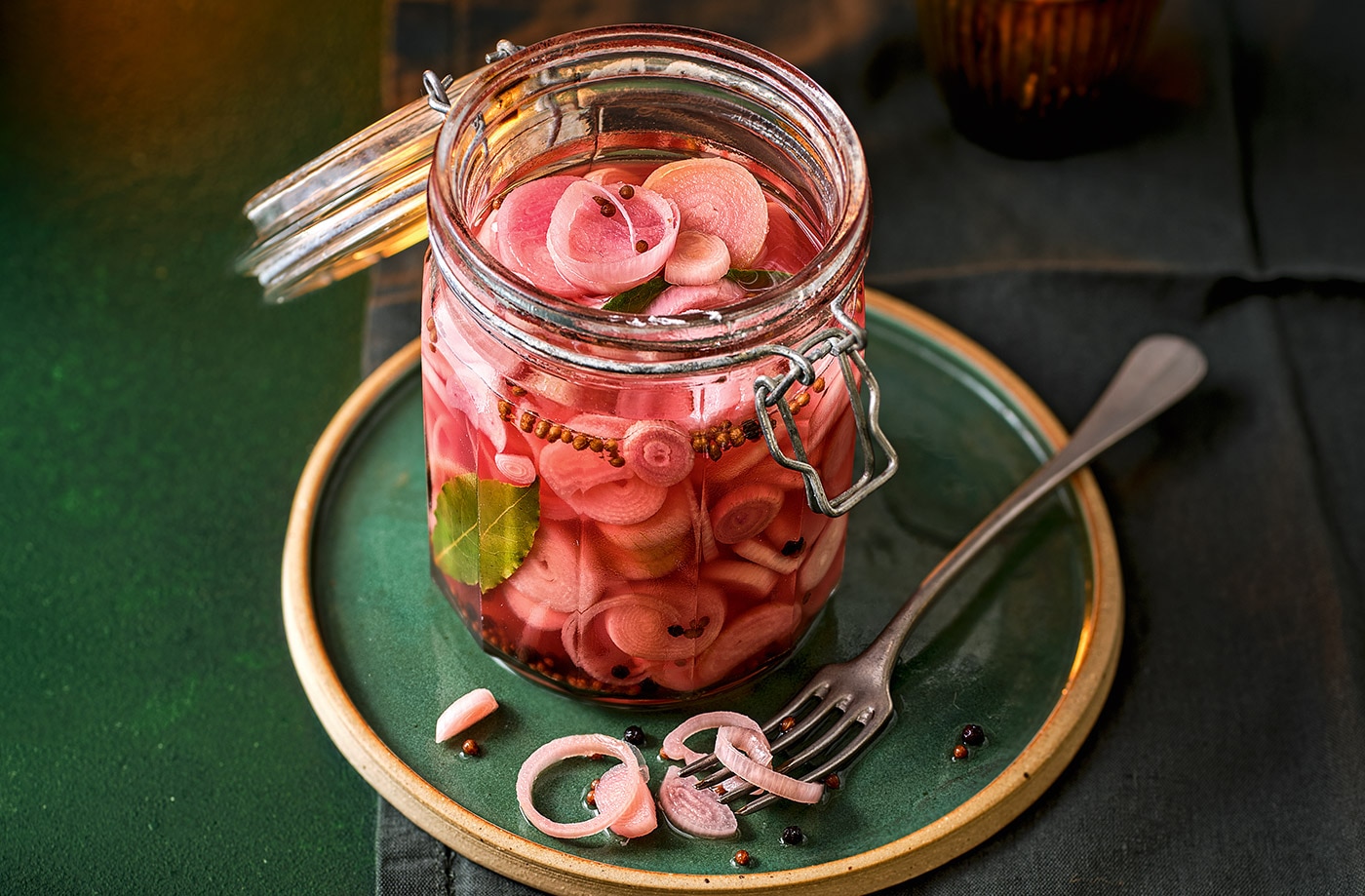 Quick pickled shallots