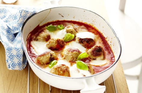 Image of "Meatball and mozzarella and tomato sauce gratin"