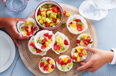 Image of "Fruity frozen yogurt bites"