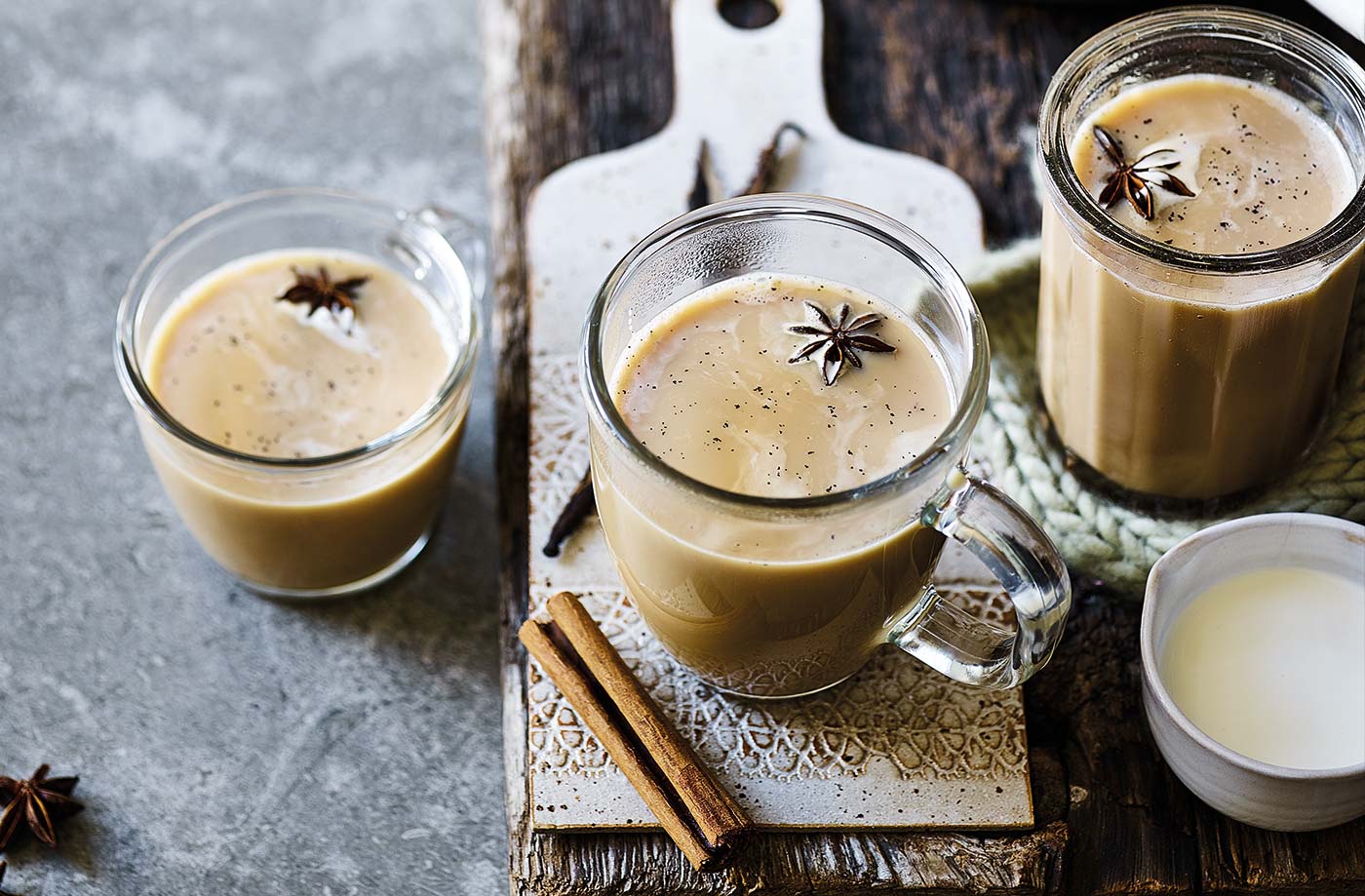 Vanilla chai hot toddy