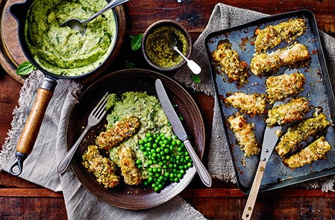 Image of "Pesto fish fingers with broccoli mash"