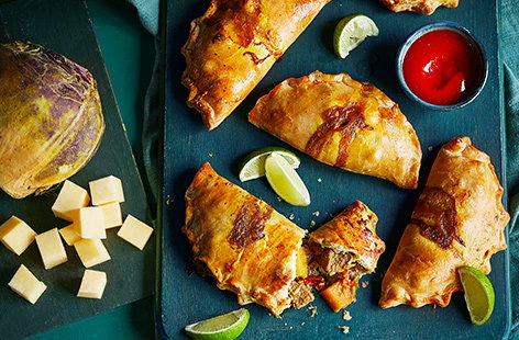 Image of "Swede and beef rendang pies"