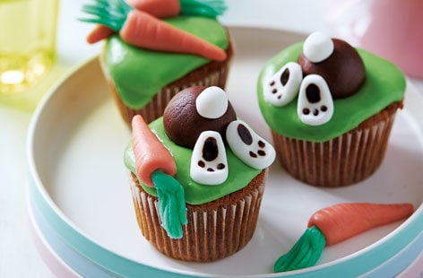 Image of "Easter bunny cupcakes"