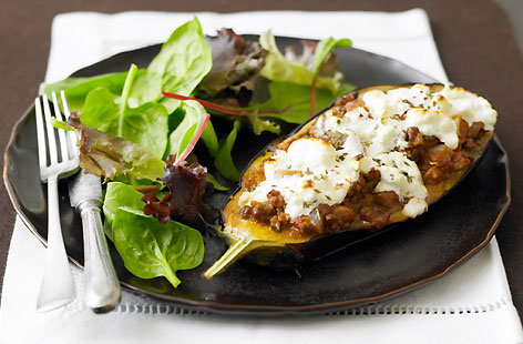 Image of "Moussaka-stuffed aubergines"