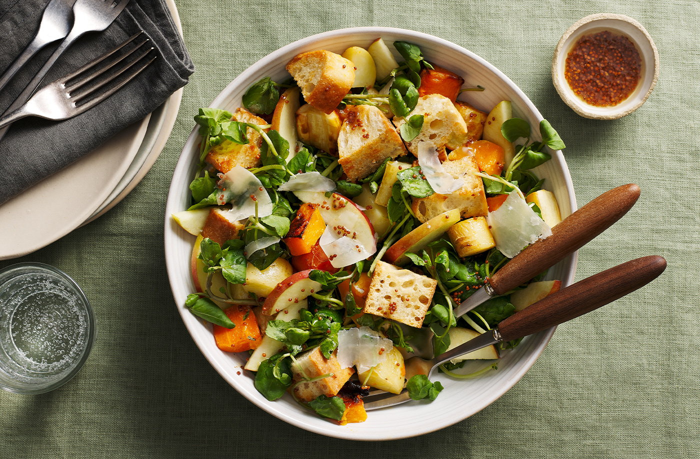 Autumn panzanella salad