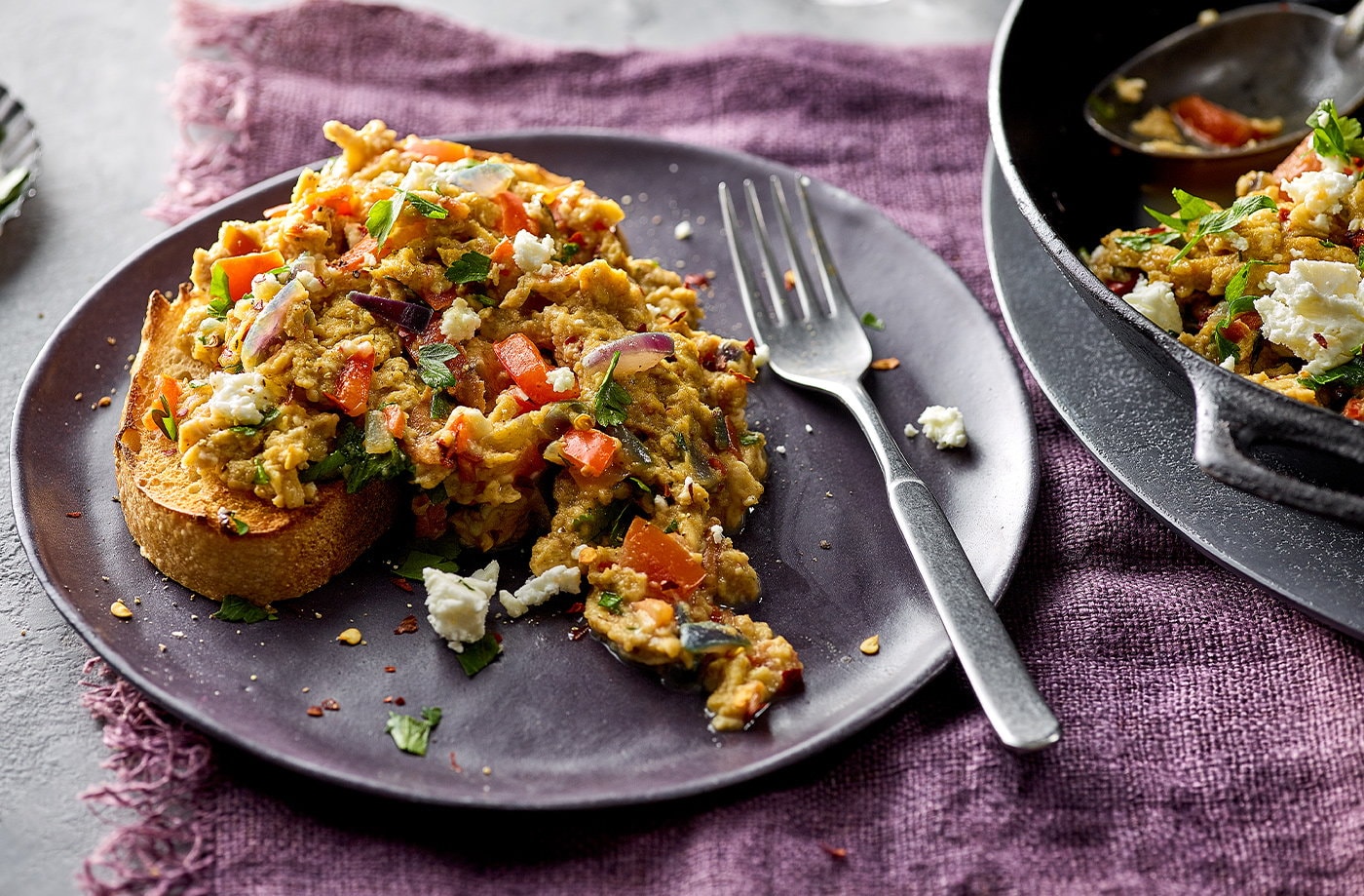 Turkish-style scrambled eggs