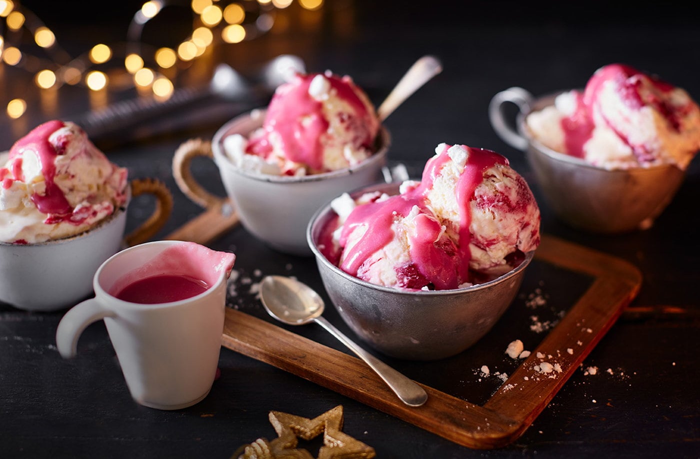 Cranberry pavlova ice cream