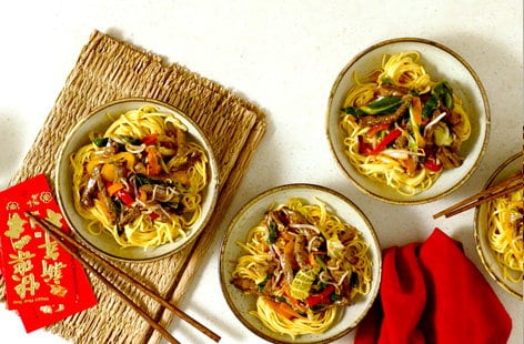 Image of "Sweet and sour beef noodles"