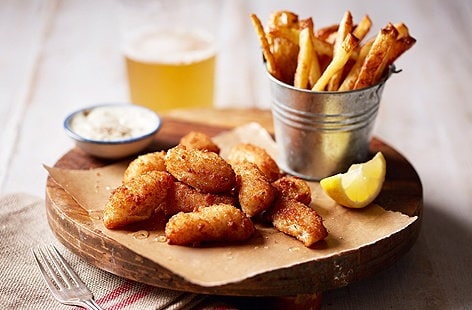 Image of "Scampi with salt and vinegar chips"