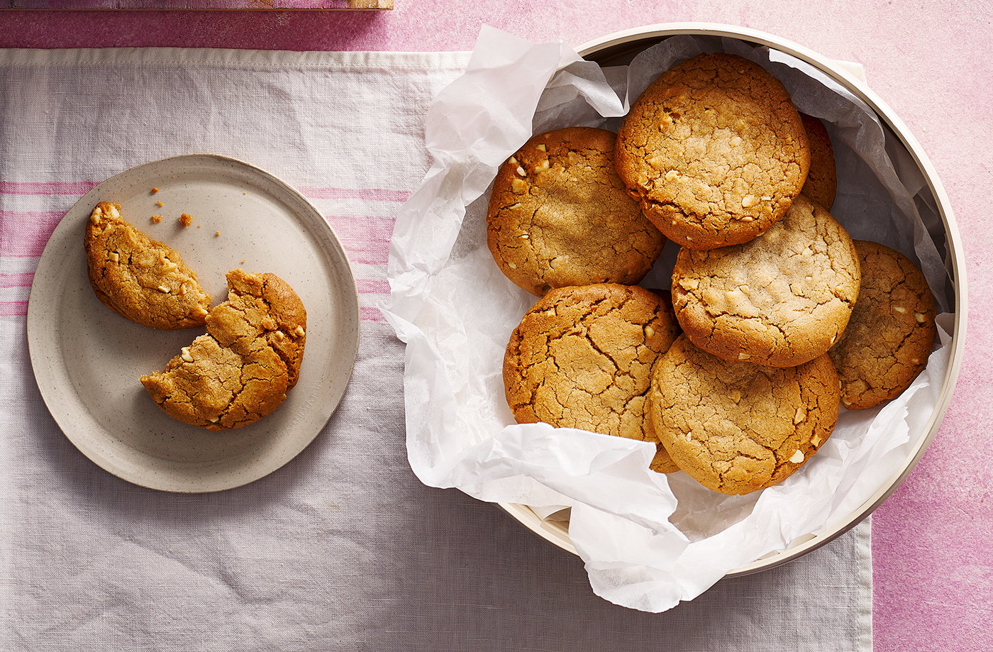 3-ingredient peanut butter cookies