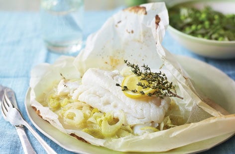 Steamed cod parcels with fennel and herbs