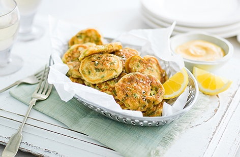 Image of "Spring onion fritters with garlic and smoked paprika mayonnaise"