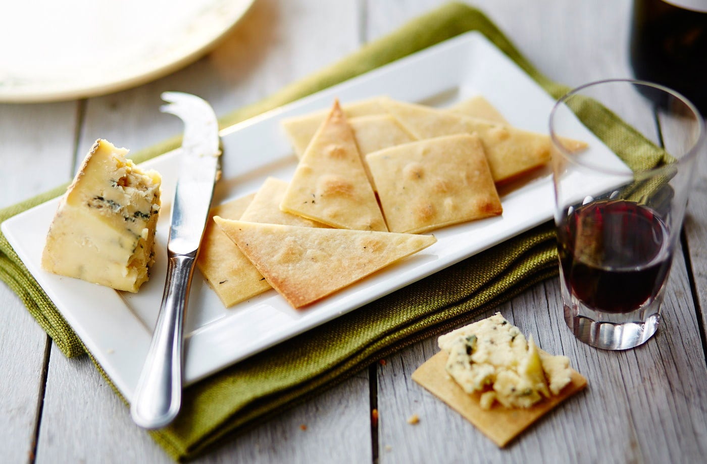 Gluten-free crackers