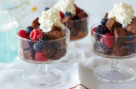 Image of "Brownie and summer berry sundae with cream "