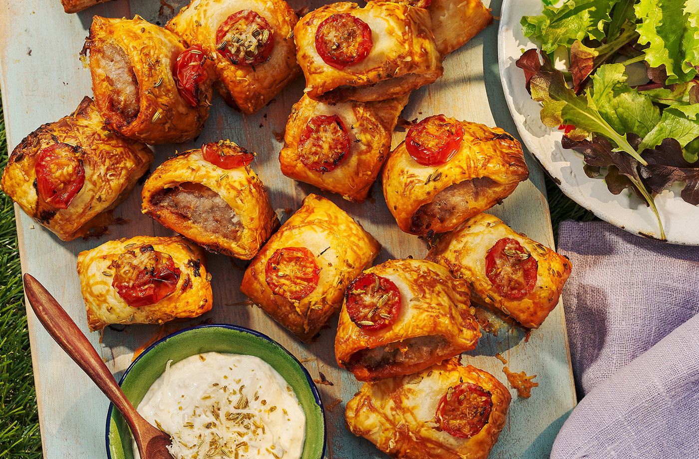 Cheesy 'nduja and tomato sausage rolls