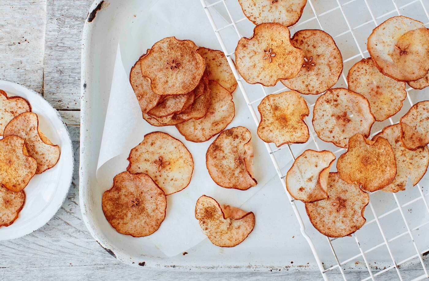 Spiced pear crisps