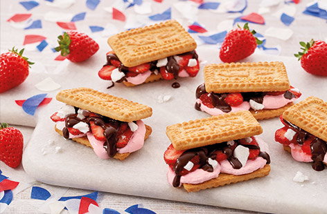 Image of "Eton mess s’mores"